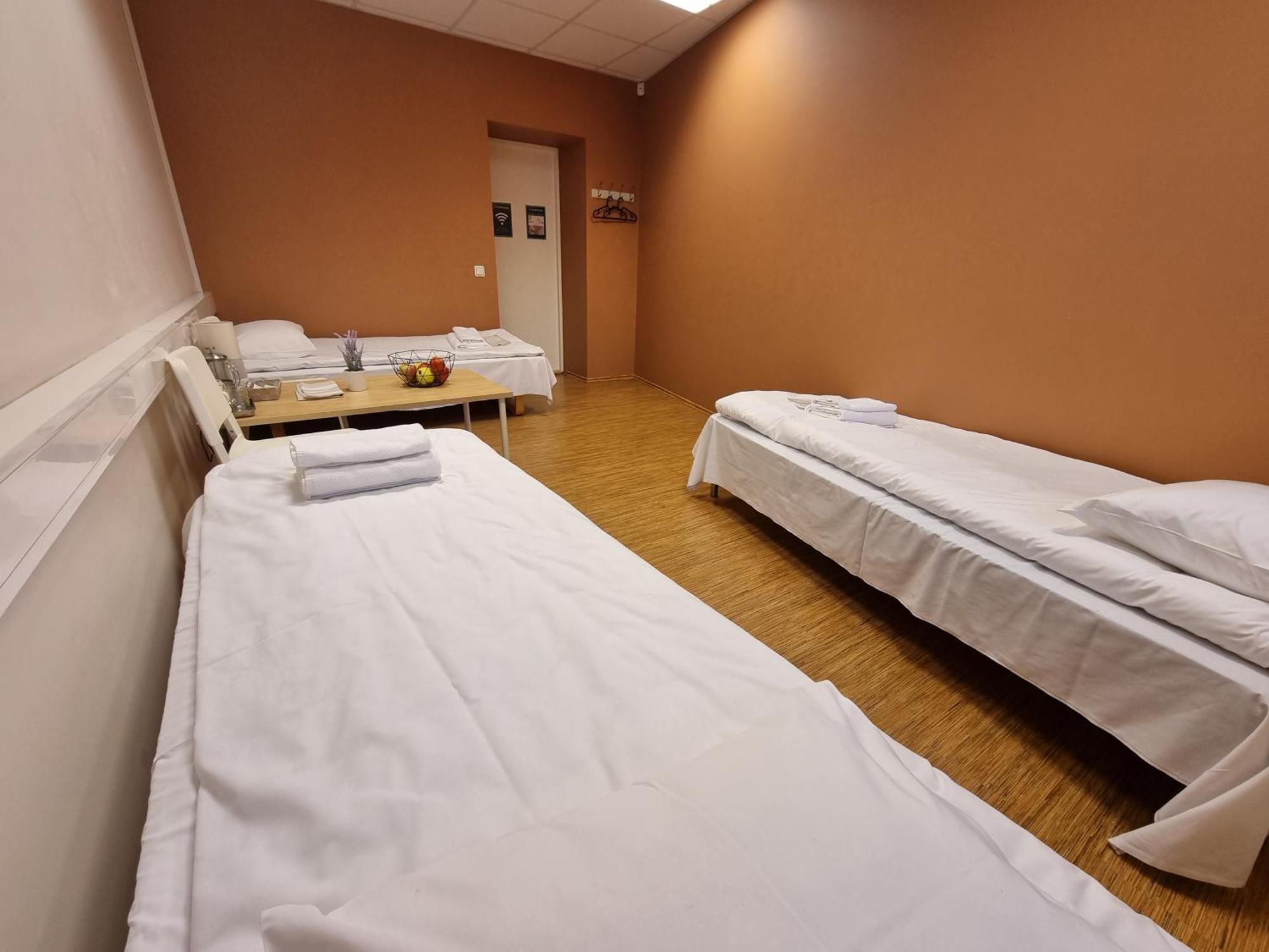 Room Near City Center Harbour Talin Exterior foto
