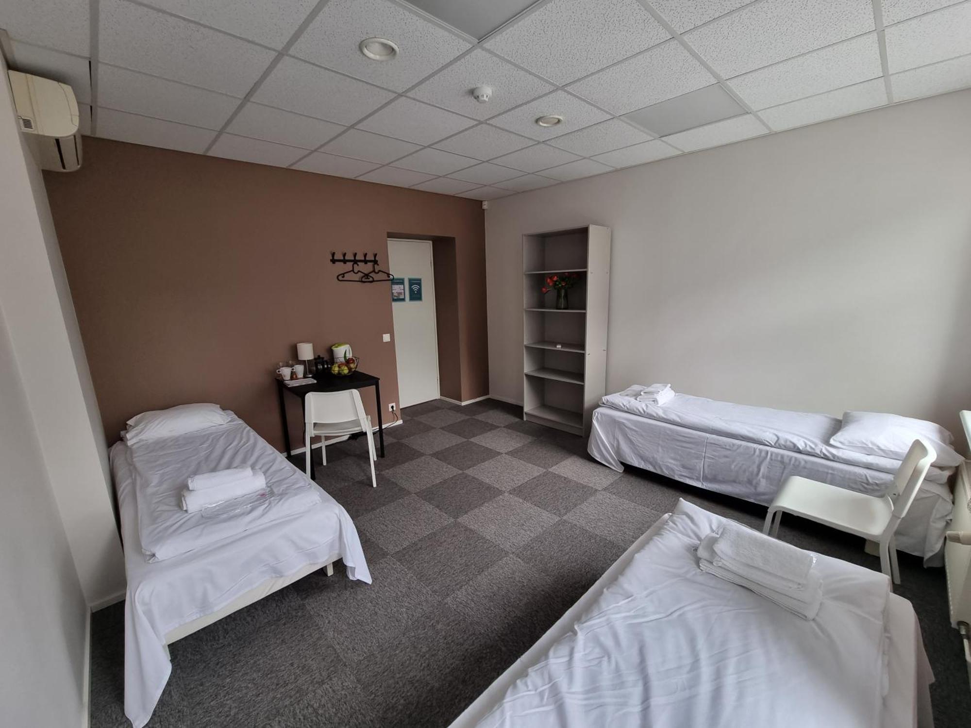 Room Near City Center Harbour Talin Exterior foto