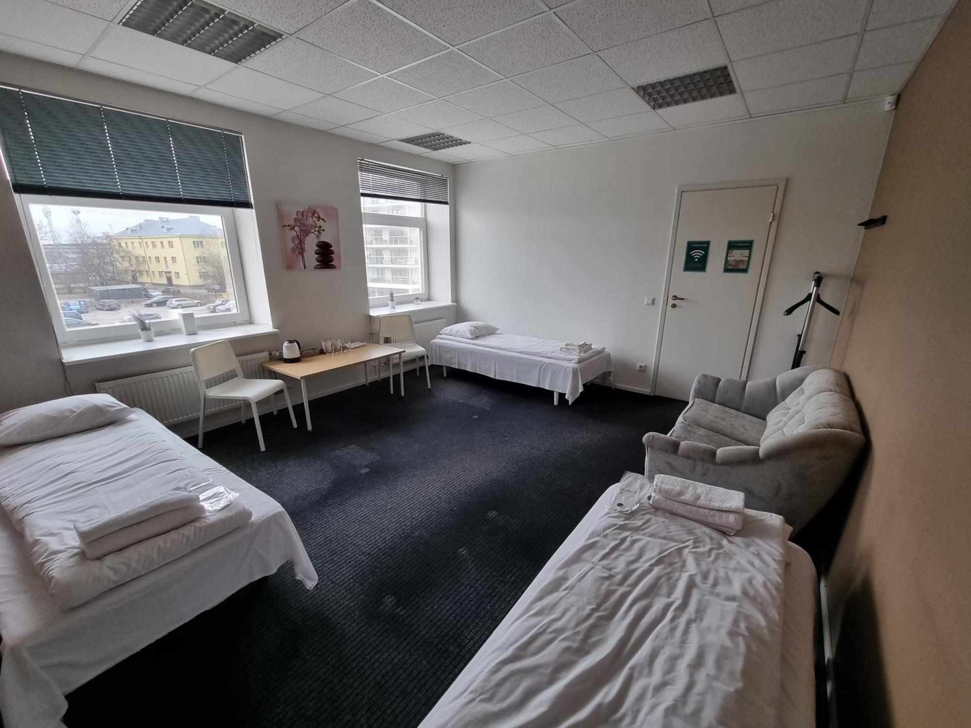 Room Near City Center Harbour Talin Exterior foto
